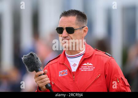 Red Arrows Red 10, Geschwaderführer Graeme Muscat während der Royal International Air Tattoo auf der RAF Fairford, Gloucestershire am Samstag, den 15. Juli 2023. (Foto: Jon Hobley | MI News) Guthaben: MI News & Sport /Alamy Live News Stockfoto