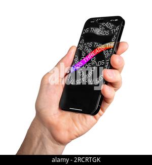 Berlin Deutschland Juli 6 2023 Threads App, neue mobile Anwendung auf dem Telefonbildschirm, Smartphone isoliert auf weiß. Stockfoto