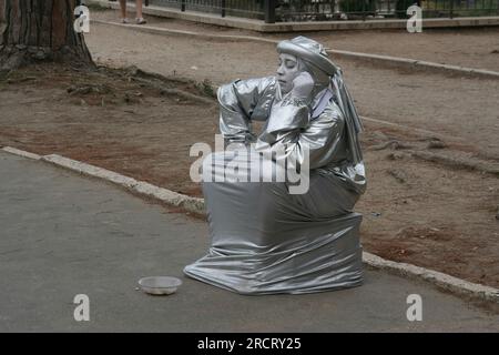 7-1-2007: Rom, Italien: Mann als Statue verkleidet Stockfoto