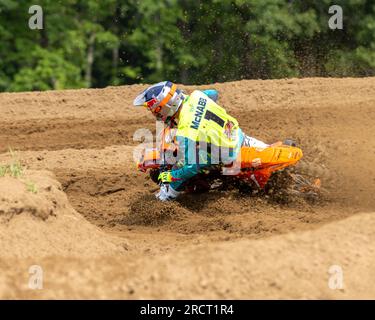 Profi- und Amateur-Motocross-Fahrer beim Triple Crown Series-Rennen in Ontario, Kanada Stockfoto