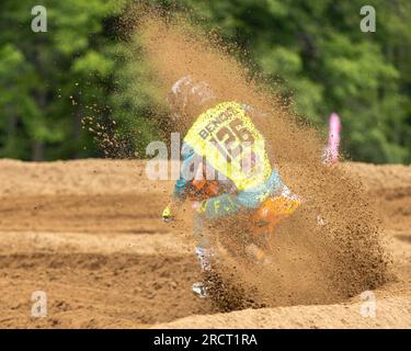 Profi- und Amateur-Motocross-Fahrer beim Triple Crown Series-Rennen in Ontario, Kanada Stockfoto