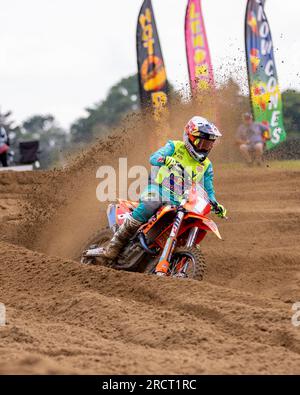 Profi- und Amateur-Motocross-Fahrer beim Triple Crown Series-Rennen in Ontario, Kanada Stockfoto