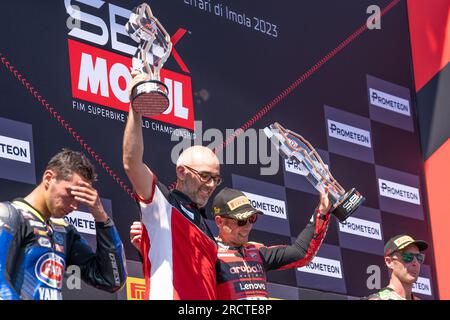 Imola, Italien. 16. Juli 2023. 16. Juli 2023.-1 Alvaro Bautista (ESP) Ducati Panigale V4R, Aruba.IT Racing - Ducati während des Rennens 2 die Motul FIM Superbike Championship - Italienische Runde am Sonntag während der World Superbikes - CPrometeon Italienische Runde, 14-16. Juli 2023 in Imola, Italien. (Foto: Fabio Averna/Sipa USA) Guthaben: SIPA USA/Alamy Live News Stockfoto