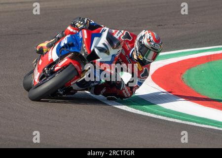 Imola, Italien. 16. Juli 2023. 16. Juli 2023.-7 Iker Lecuona (ITA) Honda CBR1000 RR-R, Team HRC beim Superpolrennen die Motul FIM Superbike Championship - Italienische Runde am Sonntag während der World Superbikes - CPrometeon Italienische Runde, 14-16. Juli 2023 in Imola, Italien. (Foto: Fabio Averna/Sipa USA) Guthaben: SIPA USA/Alamy Live News Stockfoto