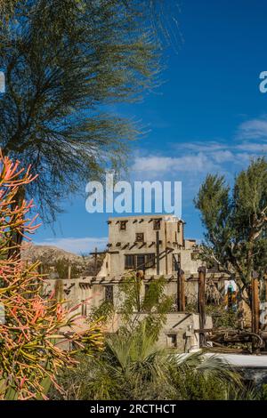 Cabot's Pueblo Museum ist ein historisches amerikanisches Museum in Desert Hot Springs, Kalifornien. Stockfoto