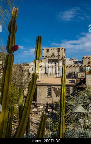 Cabot's Pueblo Museum ist ein historisches amerikanisches Museum in Desert Hot Springs, Kalifornien. Stockfoto