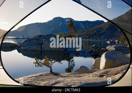 Der Blick auf den Aloha-See vom Zelt. Stockfoto