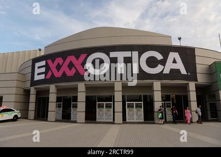 Miami, Florida, USA. 15. Juli 2023. Atmosphäre während der Exxxotica Expo 2023 im Miami Airport Convention Center am 15. Juli 2023 in Miami Florida. Kredit: Mpi04/Media Punch/Alamy Live News Stockfoto