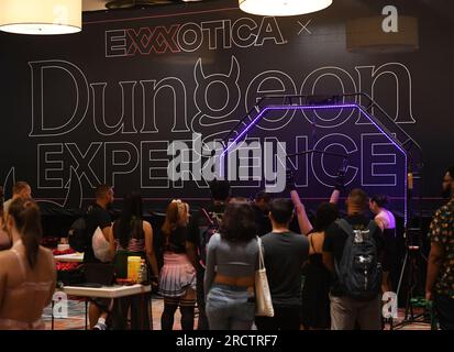 Miami, Florida, USA. 15. Juli 2023. Atmosphäre während der Exxxotica Expo 2023 im Miami Airport Convention Center am 15. Juli 2023 in Miami Florida. Kredit: Mpi04/Media Punch/Alamy Live News Stockfoto