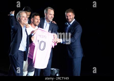 Fort Lauderdale, USA. 16. Juli 2023. Lionel Messi nimmt am 16. Juli 2023 an der Presseveranstaltung der CF Enveil Press von Inter Miami im DRV PNK Stadium in Fort Lauderdale, Florida, Teil. (Foto: Geoffrey Clowes/Sipa USA Kredit: SIPA USA/Alamy Live News Stockfoto