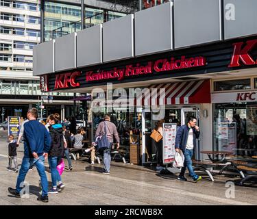 Kentucky Fried Chicken, KFC in Europa Centre, Tauentzienstraße 9, Charlottenburg, Berlin Stockfoto