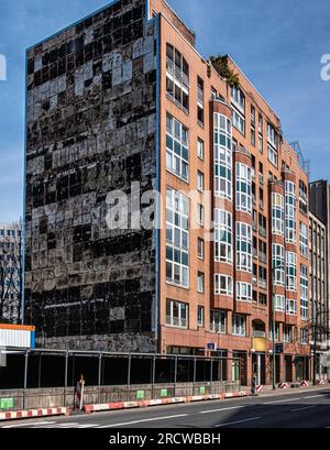 Wo einst ein Bauwerk stand, Baustelle und Umriss des früheren Gebäudes an der Firewall, Budapester straße, Tiergarten Berlin Stockfoto