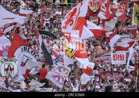 VFB Stuttgart Fans in der Cannstatter Kurve Fußball Bundesliga VFB Stuttgart - Bayer 04 Leverkusen 0:1 am 20.8.2011 Stockfoto