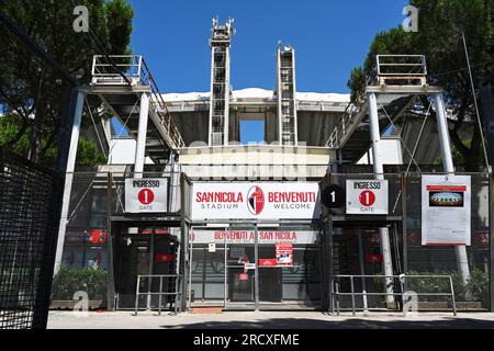 Saint-Nicholas-Stadion von Bari Stockfoto