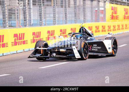 Rom, Italien. 15. Juli 2023. Sam Bird aus Großbritannien und Jaguar TCS Racing während der Qualifikationsrunde 13 des ABB Formel E World Championship 2023 Hankook Rome E-Prix. (Foto: Davide Di Lalla/SOPA Images/Sipa USA) Guthaben: SIPA USA/Alamy Live News Stockfoto