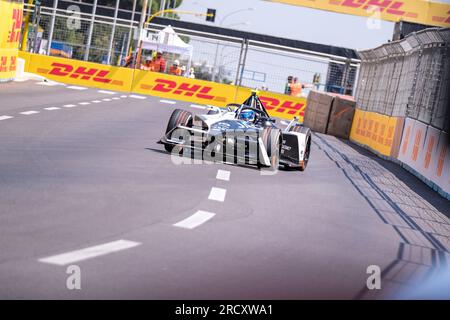 Rom, Italien. 15. Juli 2023. Sam Bird aus Großbritannien und Jaguar TCS Racing während der Qualifikationsrunde 13 des ABB Formel E World Championship 2023 Hankook Rome E-Prix. (Foto: Davide Di Lalla/SOPA Images/Sipa USA) Guthaben: SIPA USA/Alamy Live News Stockfoto