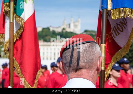 Frankreich, Lyon, 2023-07-14. 14. Juli Feiertage Parade auf dem Place Bellecour. Stockfoto