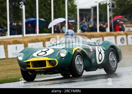 1956 Aston Martin DB3S Driven by Lukas Huni at the Festival of Speed, Goodwood, 14. Juli 2023, (Foto: Michael Cole) Stockfoto