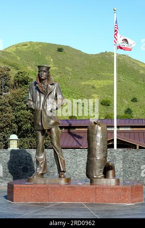 Die Lone Sailor Statue, Bronzeskulptur, San Francisco, Kalifornien, USA, Nordamerika Stockfoto