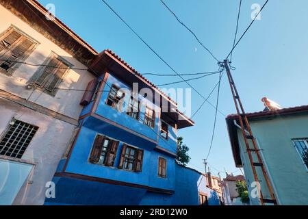 Traditionelle Kula-Häuser mit Holzstruktur im türkischen und osmanischen Architekturstil, Manisa, Türkei Stockfoto