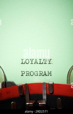 Text für Treueprogramm mit Schreibmaschine. Stockfoto