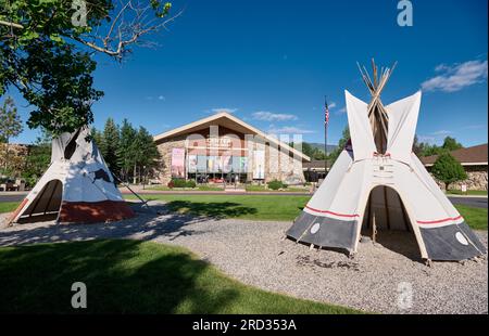 Blick von außen auf Buffalo Bill Center of the West, Cody, Wyoming, Vereinigte Staaten von Amerika Stockfoto