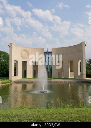 Lawrence, Kansas - 17. Juli 2023: Robert J. Dole Institute of Politics an der University of Kansas Stockfoto