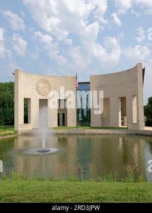 Lawrence, Kansas - 17. Juli 2023: Robert J. Dole Institute of Politics an der University of Kansas Stockfoto