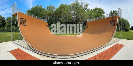 Lawrence, Kansas - 17. Juli 2023: Centennial Skate Park auf der ROCKLEDGE Road in Lawrence, KS Stockfoto