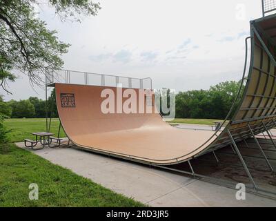 Lawrence, Kansas - 17. Juli 2023: Centennial Skate Park auf der ROCKLEDGE Road in Lawrence, KS Stockfoto