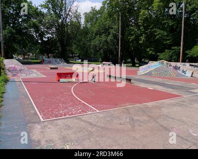 Lawrence, Kansas - 17. Juli 2023: SLKBP Hardcourt - Edgewood Park Stockfoto