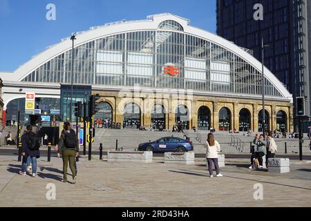 Liverpool Lime Street Station, Merseyside, Großbritannien, die älteste Endstation der Welt, die noch in Betrieb ist Stockfoto