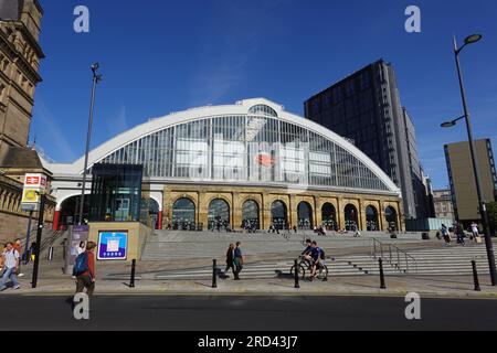 Liverpool Lime Street Station, Merseyside, Großbritannien, die älteste Endstation der Welt, die noch in Betrieb ist Stockfoto