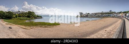 Panoramablick auf Borth-y-gest, Snowdonia an der Küste von Nordwales Stockfoto