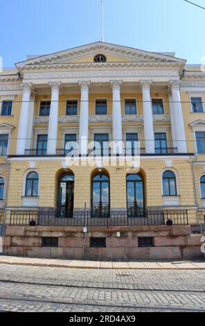 Ministerpräsident Valtioneuvoston Kanslia auf dem Platz Senaatintori im Zentrum von Helsinki, Finnland Stockfoto