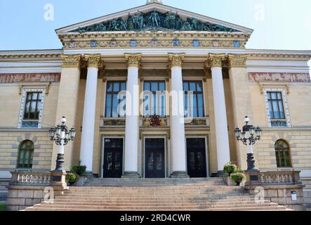 Säätytalo gegenüber der Bank of Finland in Helsinki, Finnland Stockfoto