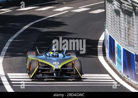 Rom, Italien. 16. Juli 2023. Nico Müller aus der Schweiz und ABT CUPRA Formula E Team fahren in Runde 14 der ABB Formel E Weltmeisterschaft 2023 Hankook Rome E-Prix. (Foto: Davide Di Lalla/SOPA Images/Sipa USA) Guthaben: SIPA USA/Alamy Live News Stockfoto