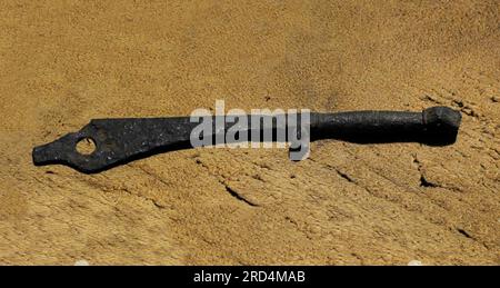 Geschichte der Waffen. Spulschlüssel mit Pistolenmechanismus. Deutschland, 16. Jahrhundert. Lettisches Kriegsmuseum. Riga. Lettland. Stockfoto