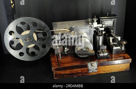 Erster Weltkrieg (1914-1918). Elektrischer Telegraf der russischen Marine. Lettisches Kriegsmuseum. Riga. Lettland. Stockfoto