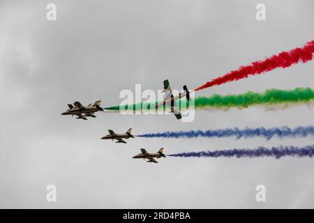 Royal International Air Tattoo, RAF Fairford, 16. Juli 2023. Fursan Al Emarat vom United Arab Emerates Air Force Aerobatic Team. Stockfoto