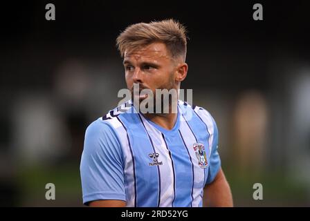 Matthew Godden von Coventry City während des Vorsaison-Freundschaftsspiels im New Lawn Stadium, Nailsworth. Bilddatum: Dienstag, 18. Juli 2023. Stockfoto