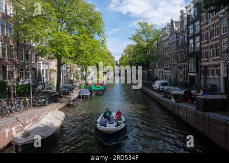 Boote in Amsterdam Stockfoto