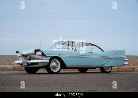 1959 Plymouth Fury klassischer amerikanischer Familienwagen in Standardgröße Stockfoto