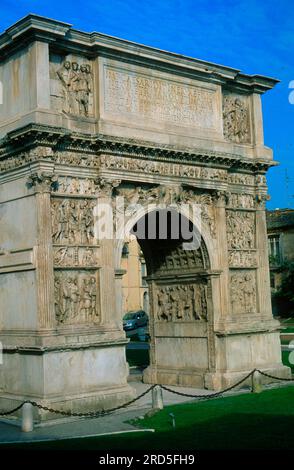 Arco di Trajano, Trajanerbogen, Benevento, Kampanien, Italien Stockfoto