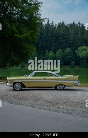 1957 Plymouth Belvedere „Full Size“ klassischer amerikanischer Familienwagen Stockfoto