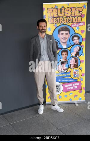 Mailand, Italien. 18. Juli 2023. Mailand, Photocall 'Music Distraction' - Massimo Bruno Kredit: Independent Photo Agency/Alamy Live News Stockfoto