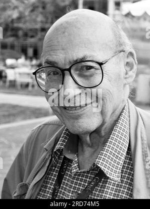 Wissenschaftler Marvin Minsky auf einer Konferenz im Google-Hauptsitz in Mountain View, Kalifornien, USA. Stockfoto