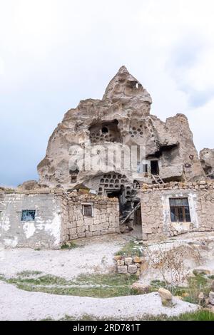 Die Kirche „Karabaş“ im Soganli-Tal Kappadokien. Versteckte Kirche in Kappadokien. Stockfoto