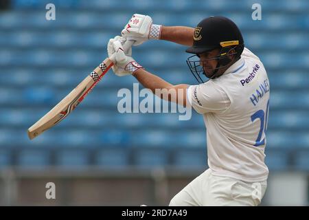 Clean Slate Headingley Stadium, Leeds, West Yorkshire, Großbritannien. 19. Juli 2023. Sussex County Cricket Club beim LV= Insurance County Championship-Kampf im Clean Slate Headingley Stadium. Tom Haines vom Sussex County Cricket Club. Kredit: Touchlinepics/Alamy Live News Stockfoto