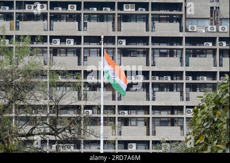 INDIEN, Gebiet der Union, Stadt Chandigarh, der Generalplan der Stadt, unterteilt in Sektoren, wurde vom schweizer-französischen Architekten Le Corbusier im 1950", Sektor 1 Capitol-Komplex, Bürogebäude des Sekretariats von Punjab und der Regierung Haryana, entworfen von Le Corbusier Stockfoto